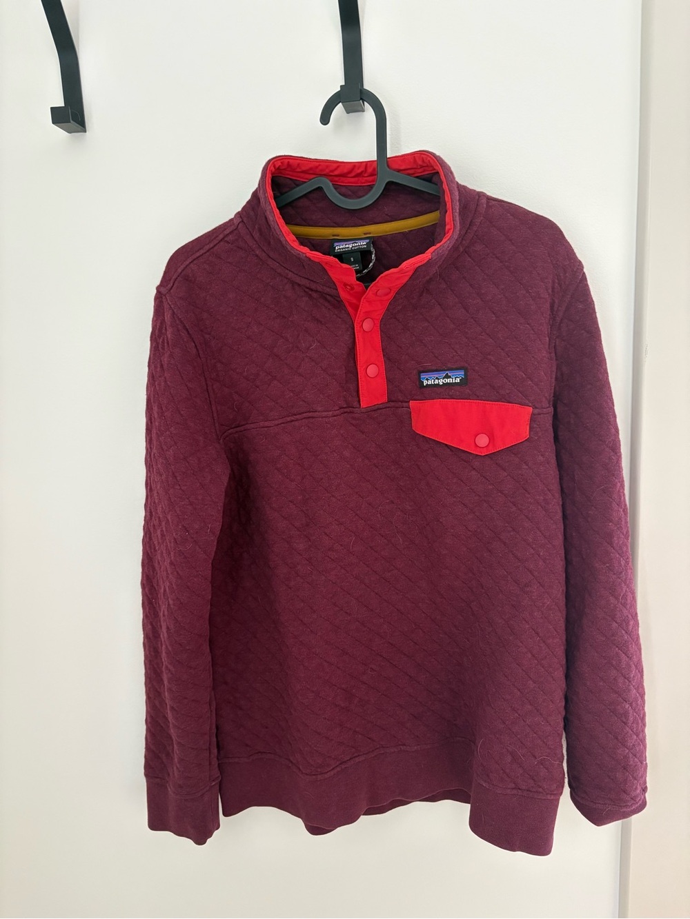 Patagonia women’s Quilted Snap-T Pullover Sweater in Burgundy with Red Accents